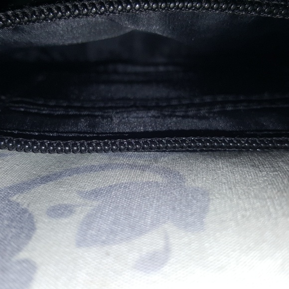 Victoria Secret black laser-cut wristlet - Picture 5 of 5